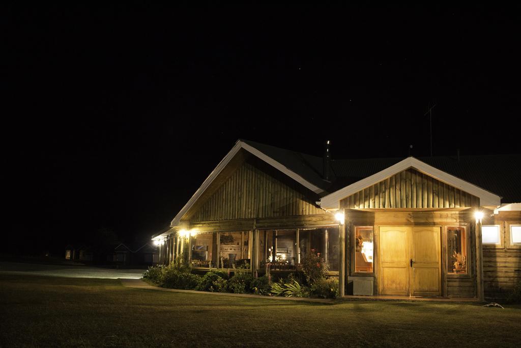 Hotel Del Paine Torres del Paine National Park Exterior photo